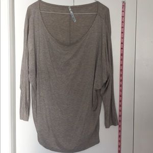 Heather grey Lani California slouch top